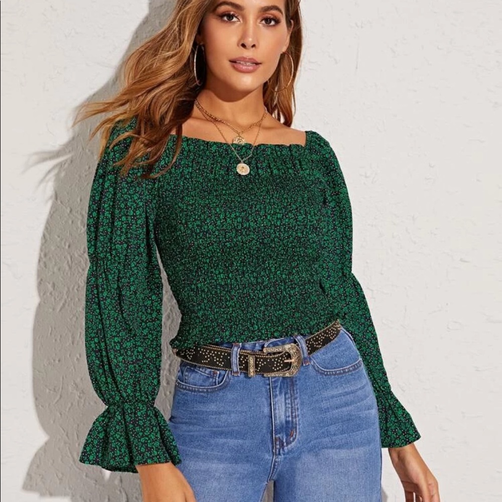 SHEIN Floral Print Shirred Flounce Sleeve Blouse